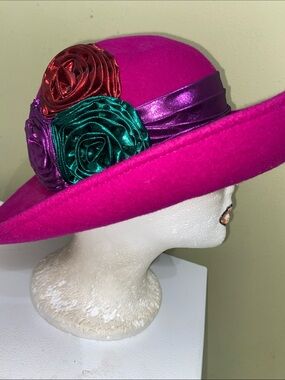Beautiful Vintage Dress Hat / Church Hat by Miss Bierner